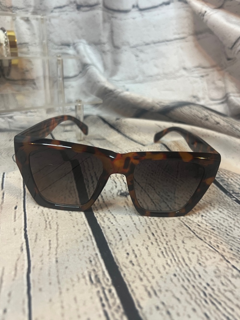 Tortoiseshell Brown Square Sunglasses